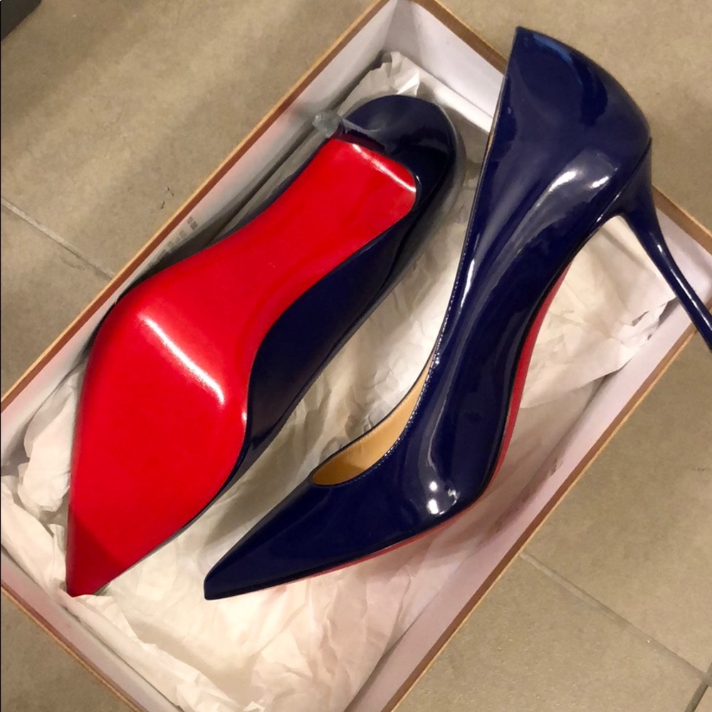 Christian Louboutin Blue patent Decoltish 85